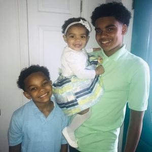 Meet your Posher, Ada